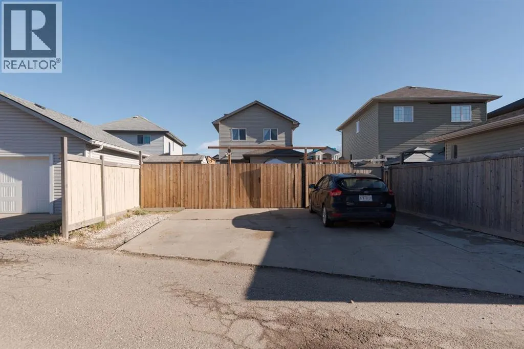 216 Coyote Crescent