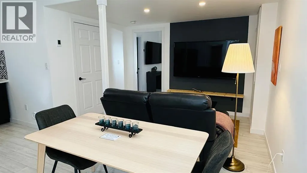 216 Coyote Crescent