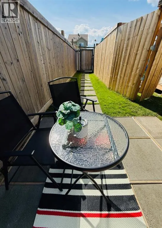 216 Coyote Crescent