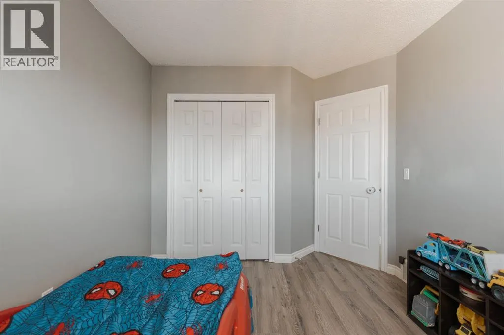 216 Coyote Crescent
