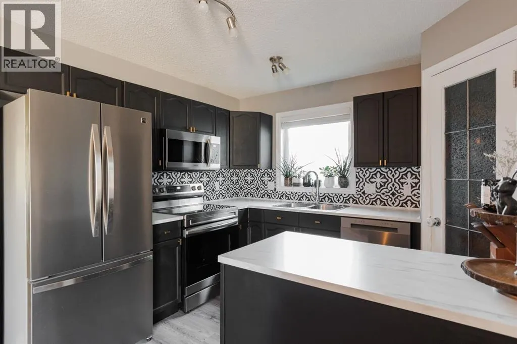 216 Coyote Crescent