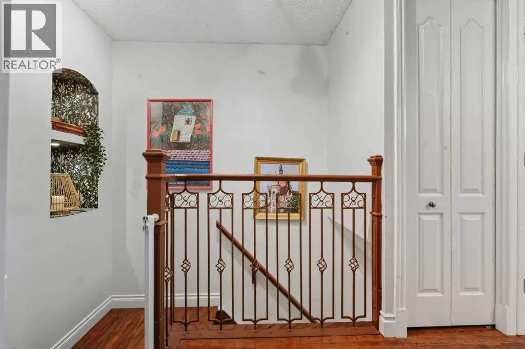 37N, 203 Lynnview Road SE