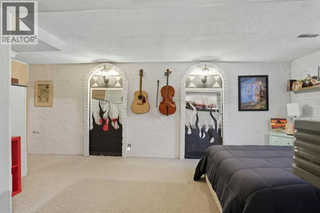 37N, 203 Lynnview Road SE