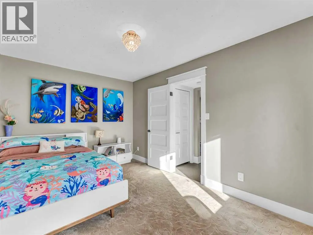 84 East Glen Drive SE