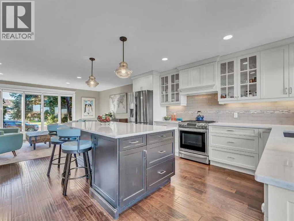 84 East Glen Drive SE