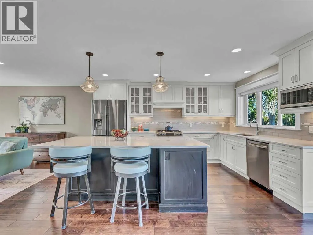 84 East Glen Drive SE