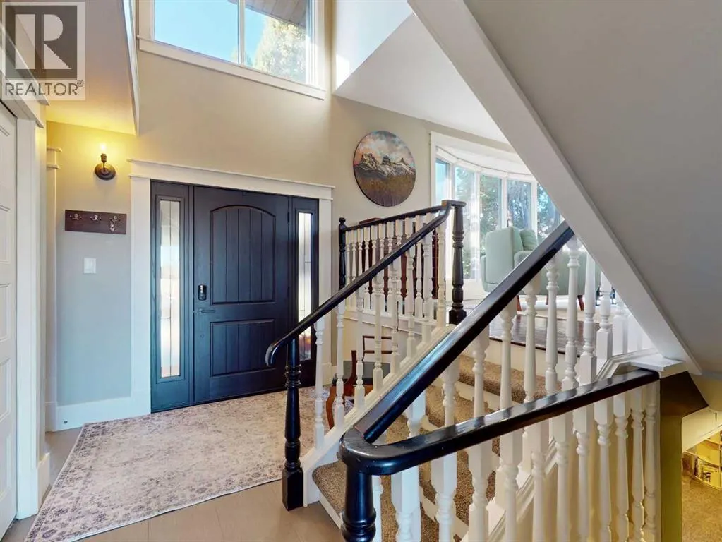 84 East Glen Drive SE