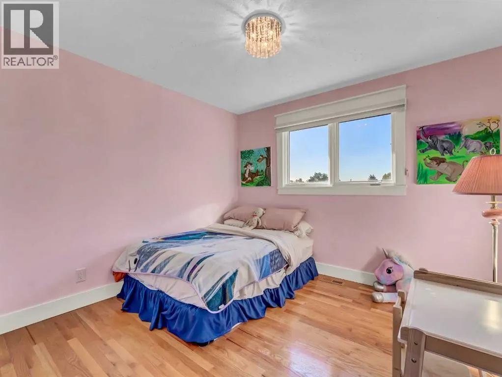84 East Glen Drive SE