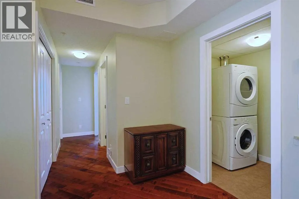 609, 16 Varsity Estates Circle NW