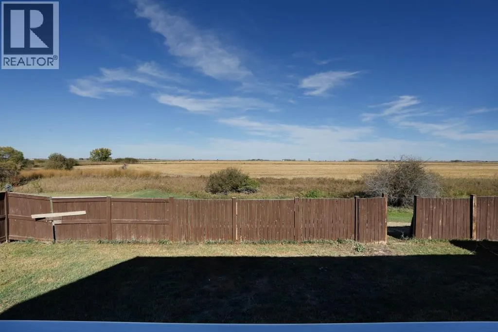 36 Cottonwood Crescent