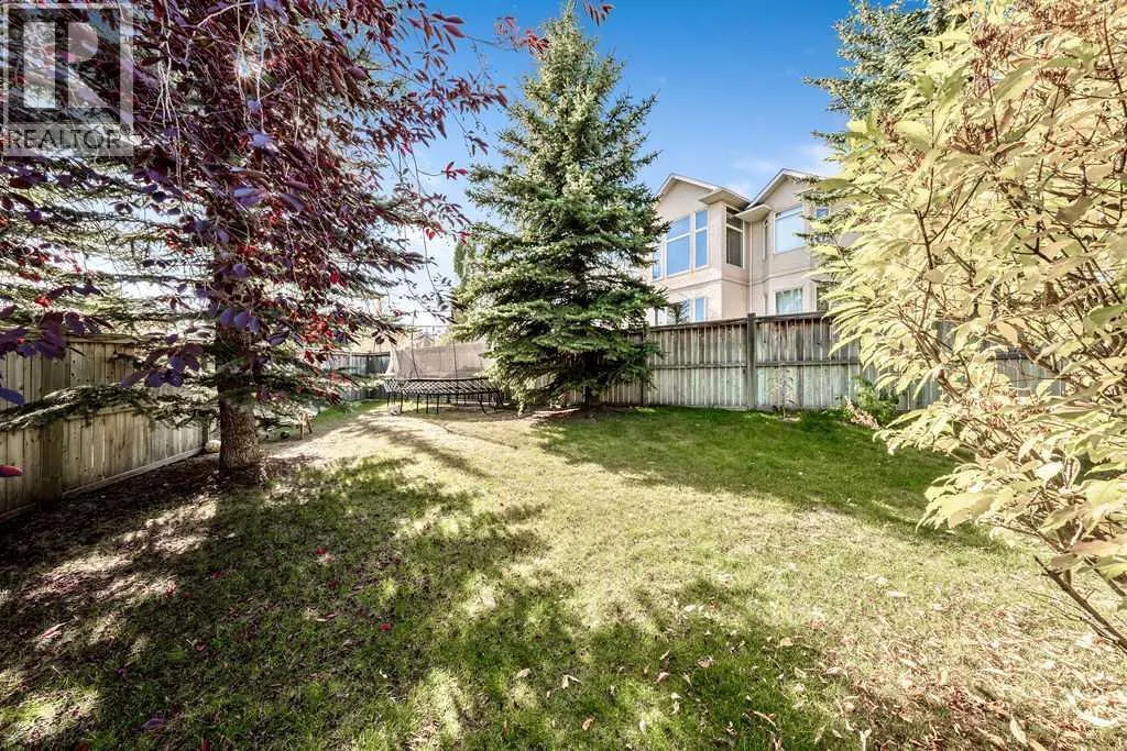 311 Simcrest Heights SW