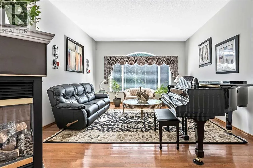12898 Candle Crescent SW