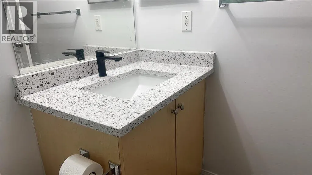 1224, 8 Bridlecrest
