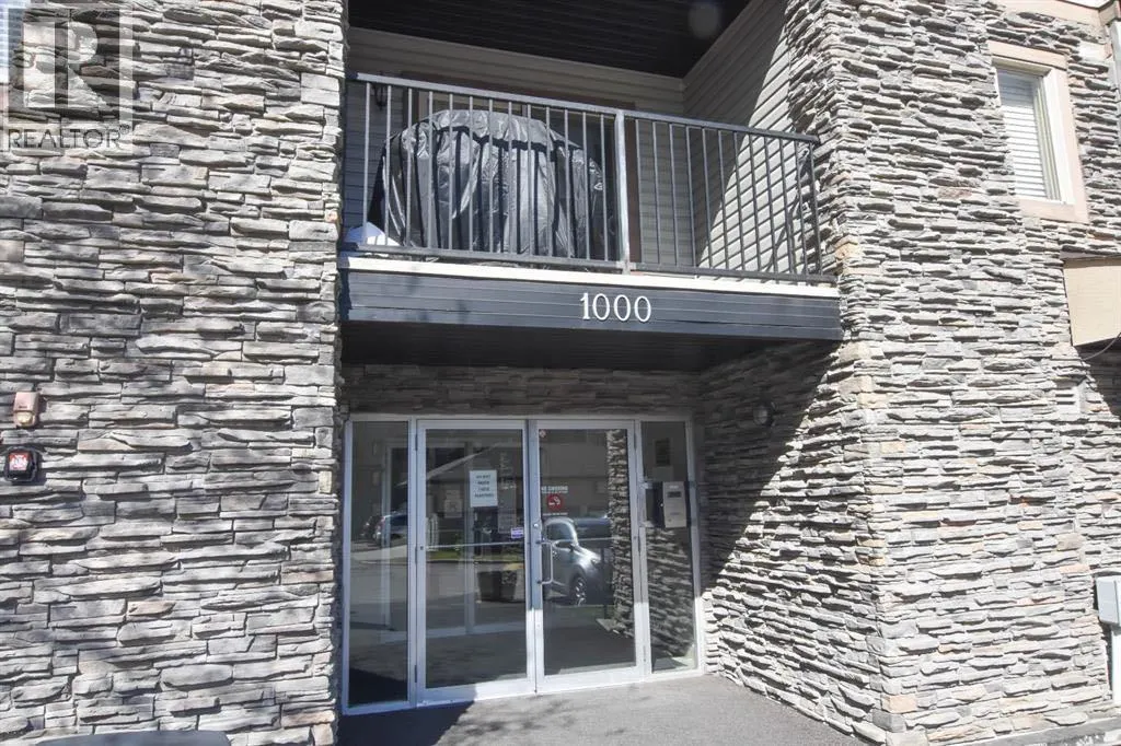 1224, 8 Bridlecrest