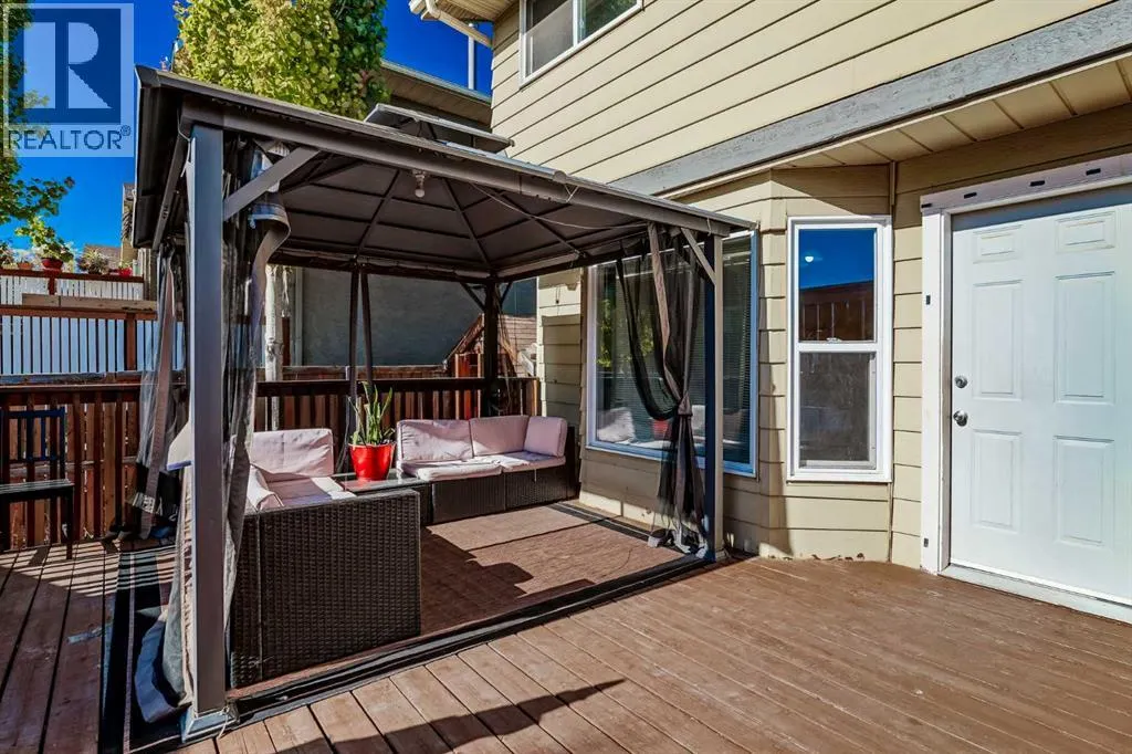 72 Strathcona Crescent