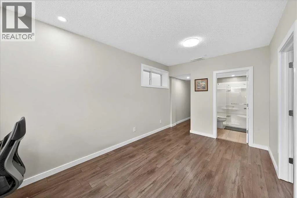 19 Sage Valley Close NW