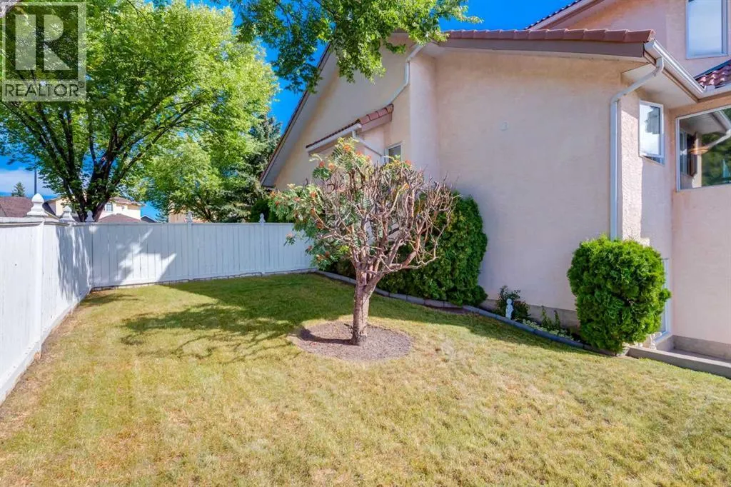 180 Edgevalley Circle NW