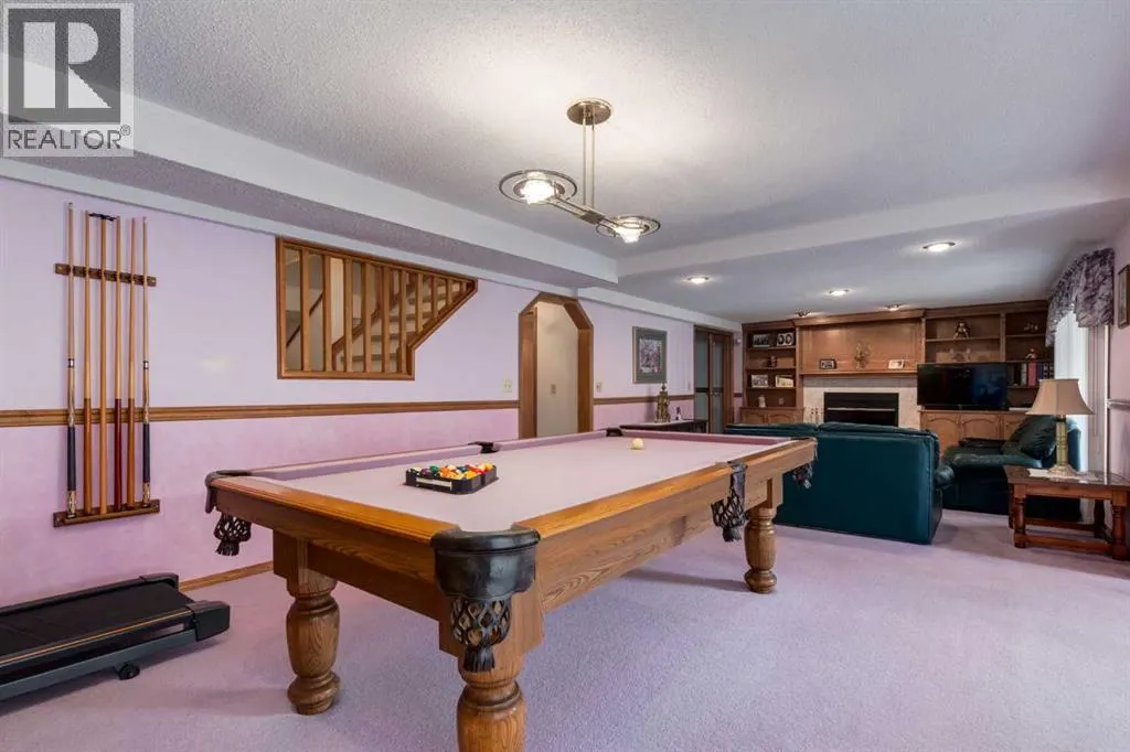 180 Edgevalley Circle NW