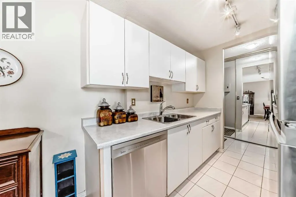 10D, 80 Galbraith Drive SW