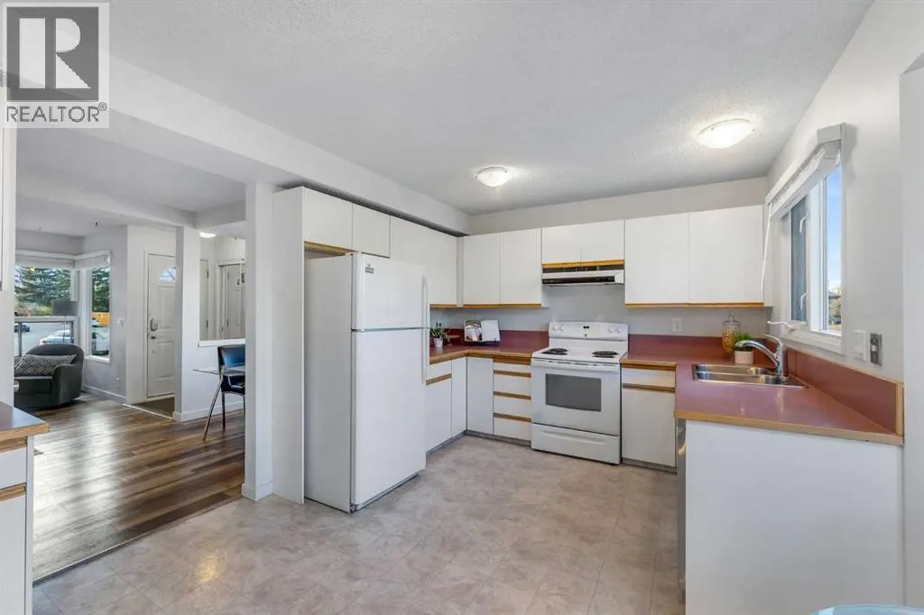 85 Summerfield Road SE