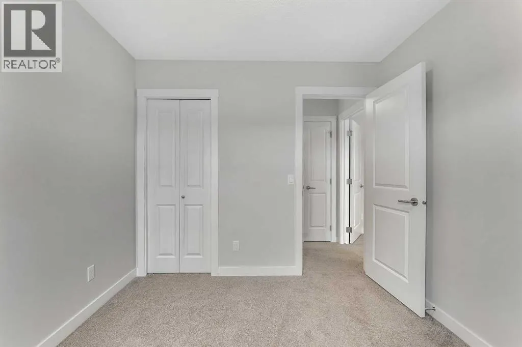 101, 1225 Kings Heights Way SE