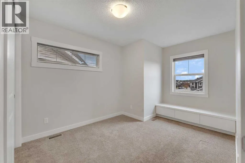101, 1225 Kings Heights Way SE