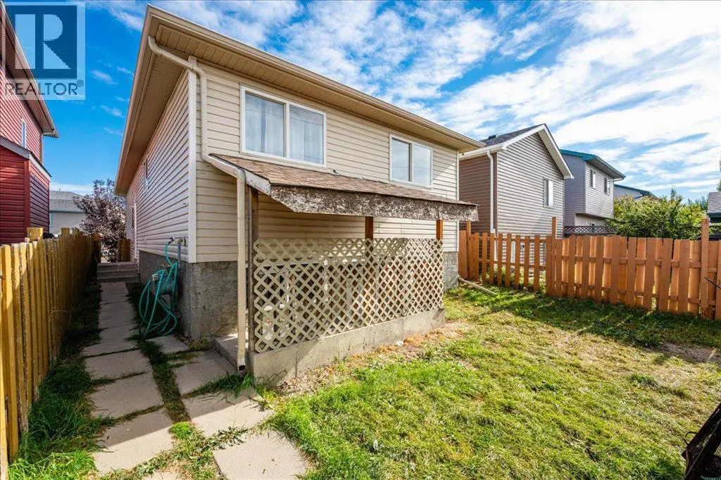 29 Martinvalley Place NE