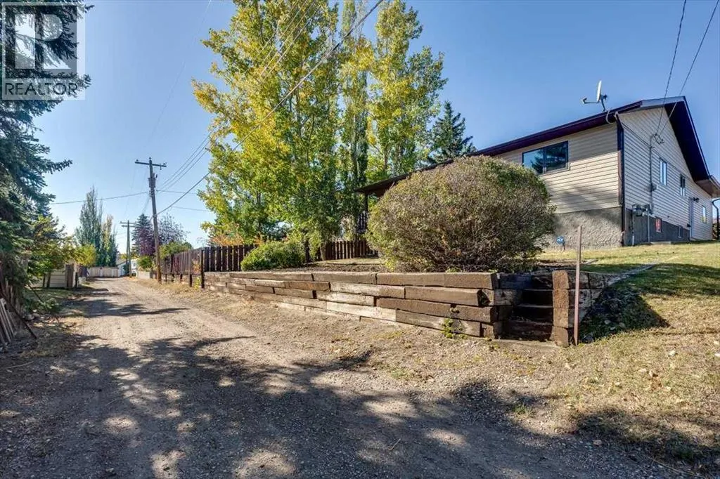 433 Regal Crescent