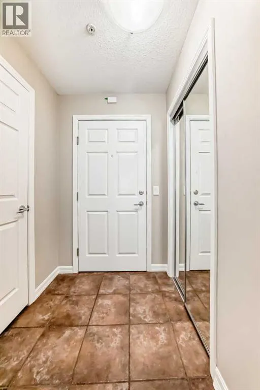 3104, 92 Crystal Shores Road