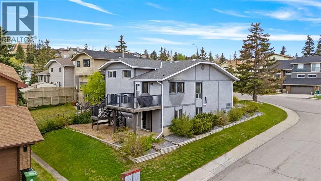 111 Edgebyne Crescent NW
