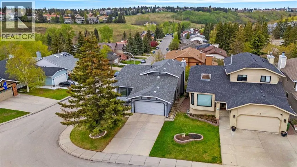 111 Edgebyne Crescent NW