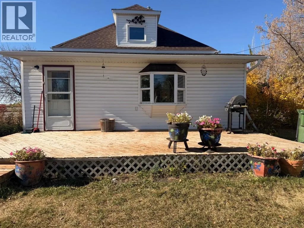 103 2 Street W