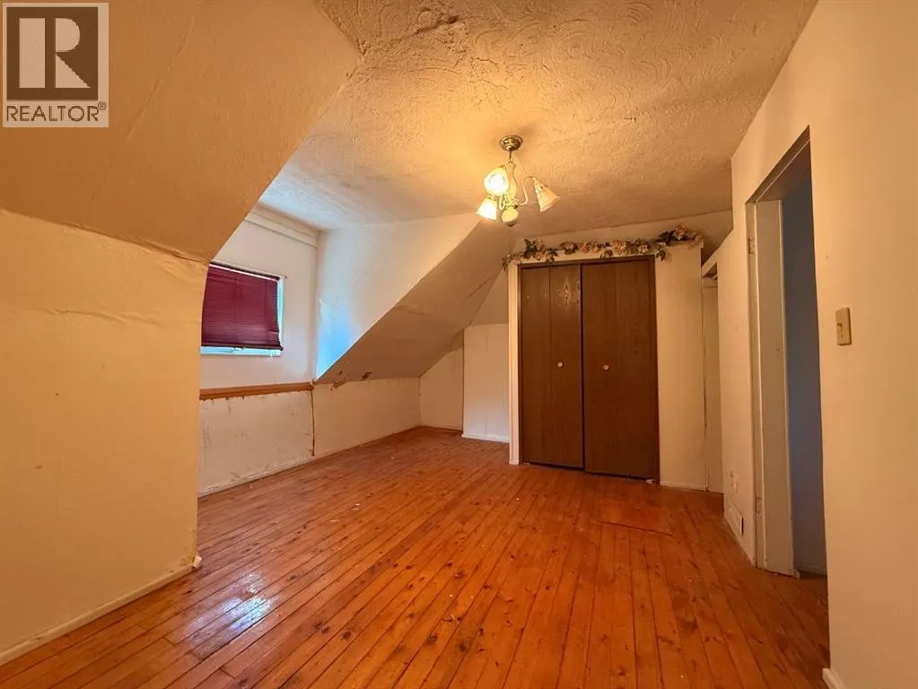 103 2 Street W