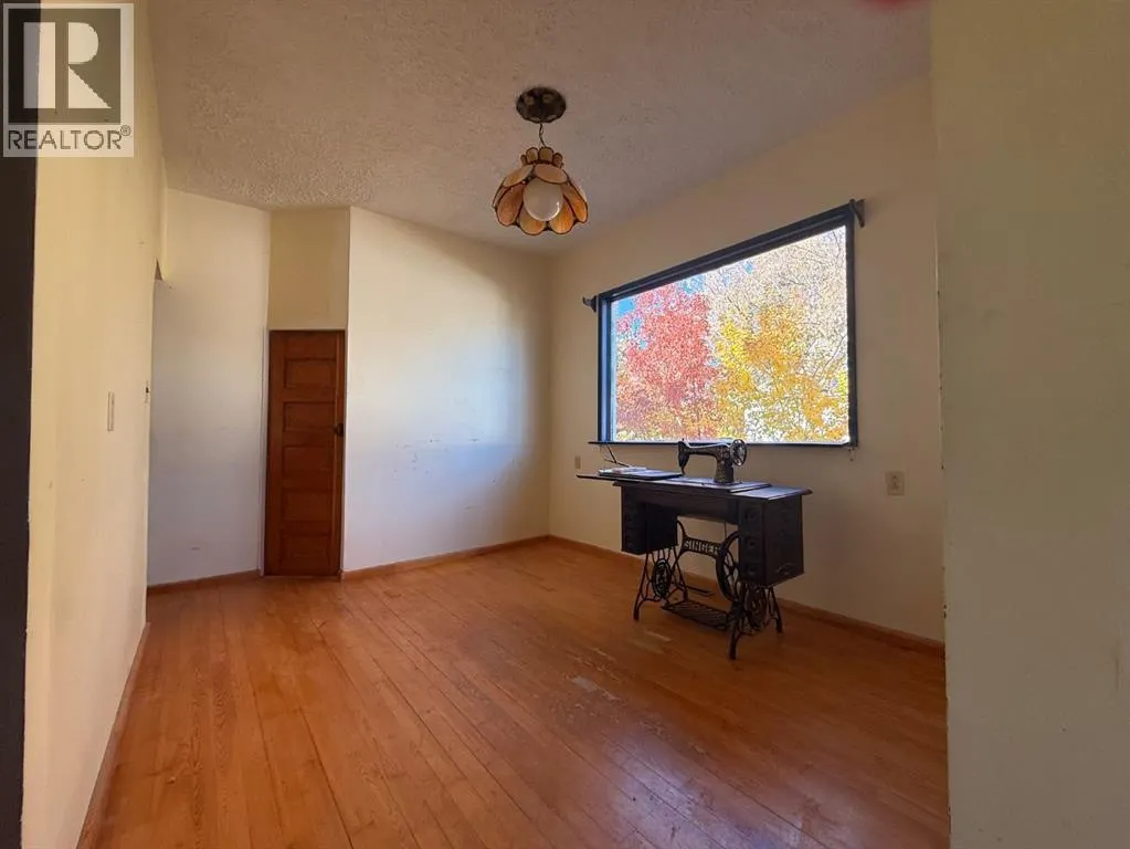 103 2 Street W