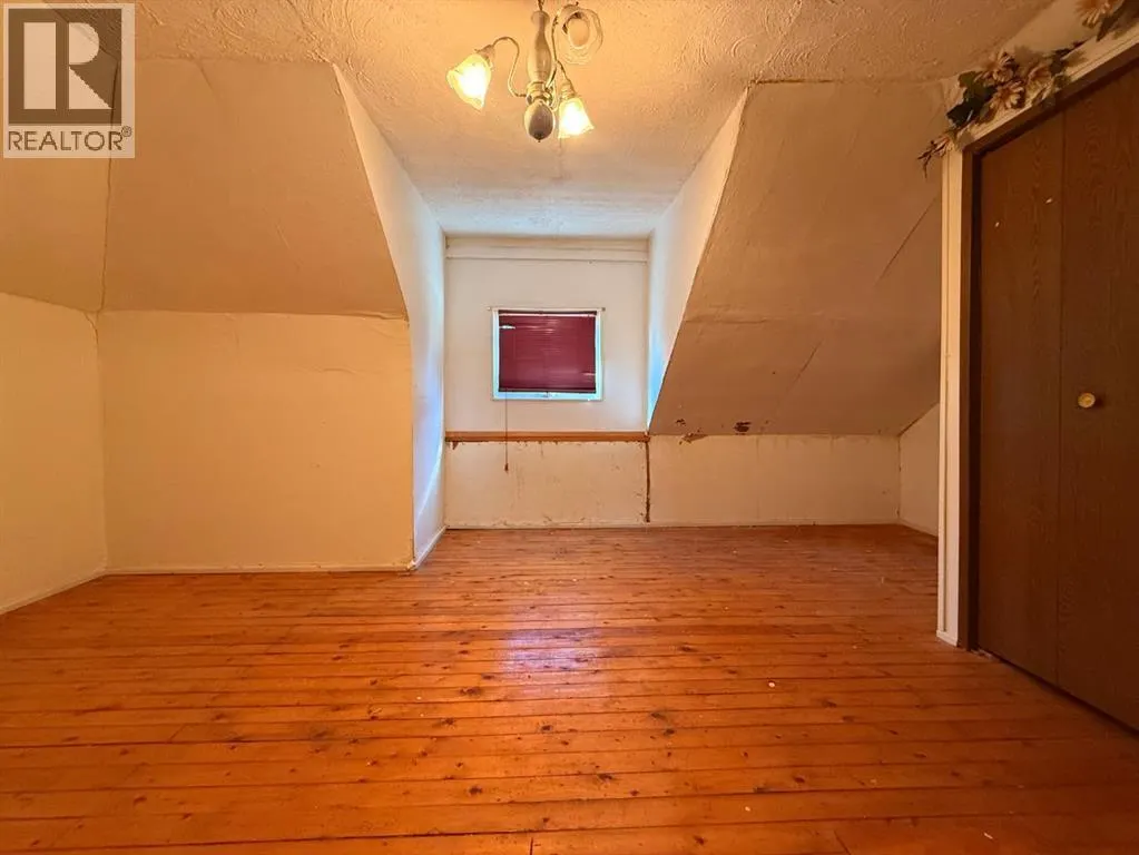103 2 Street W