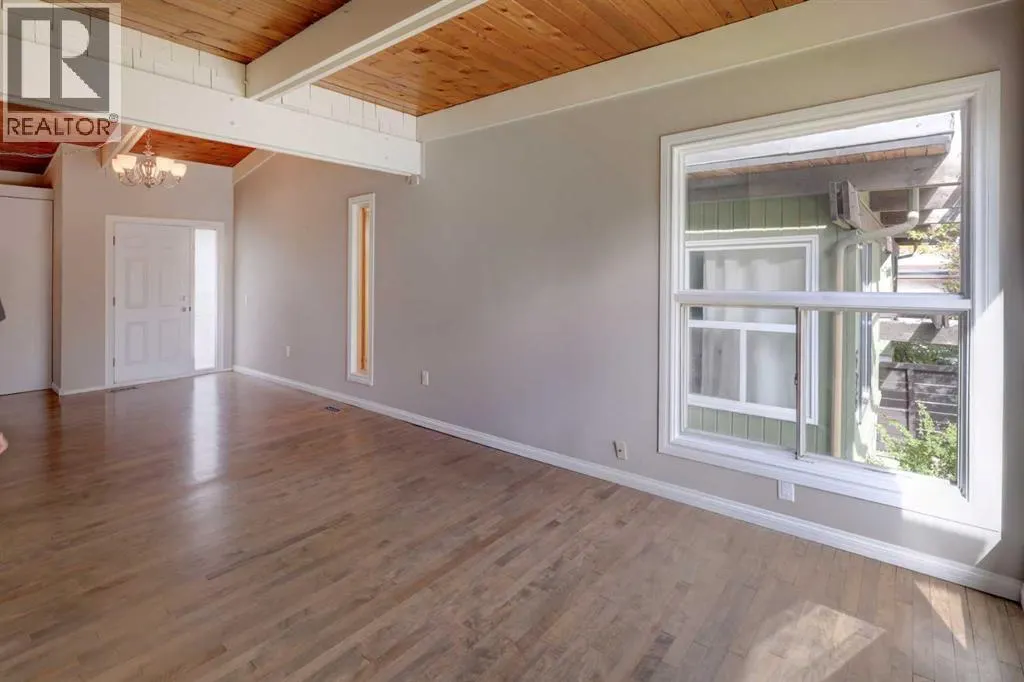 531 Sabrina Road SW