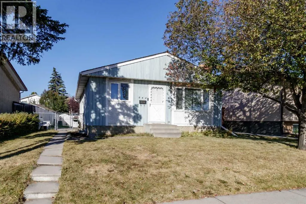 844 RundleCairn Way NE