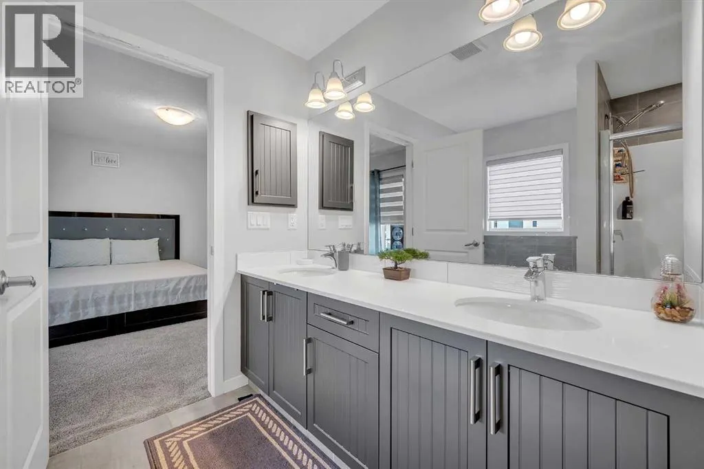229 Cornerbrook Common NE