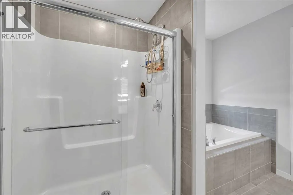 229 Cornerbrook Common NE