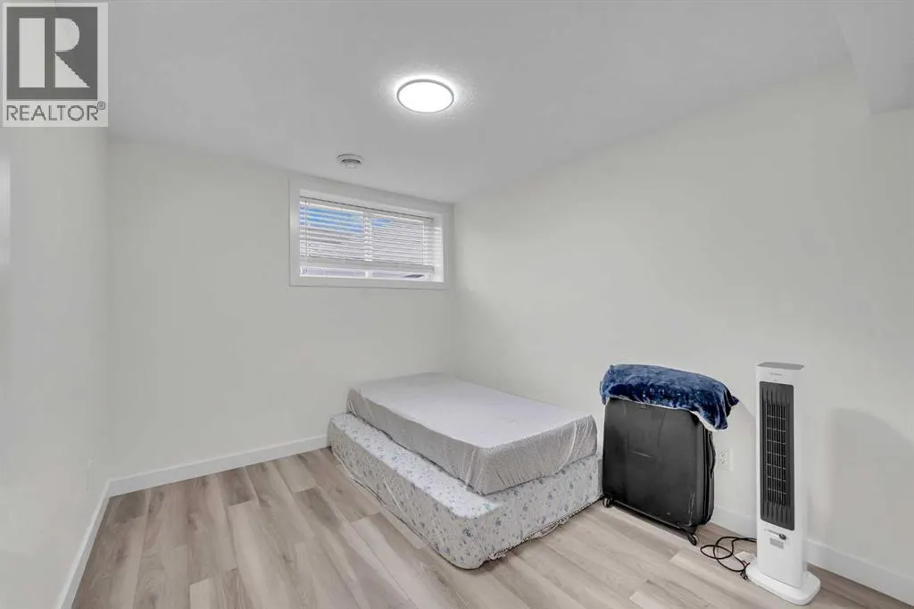 229 Cornerbrook Common NE