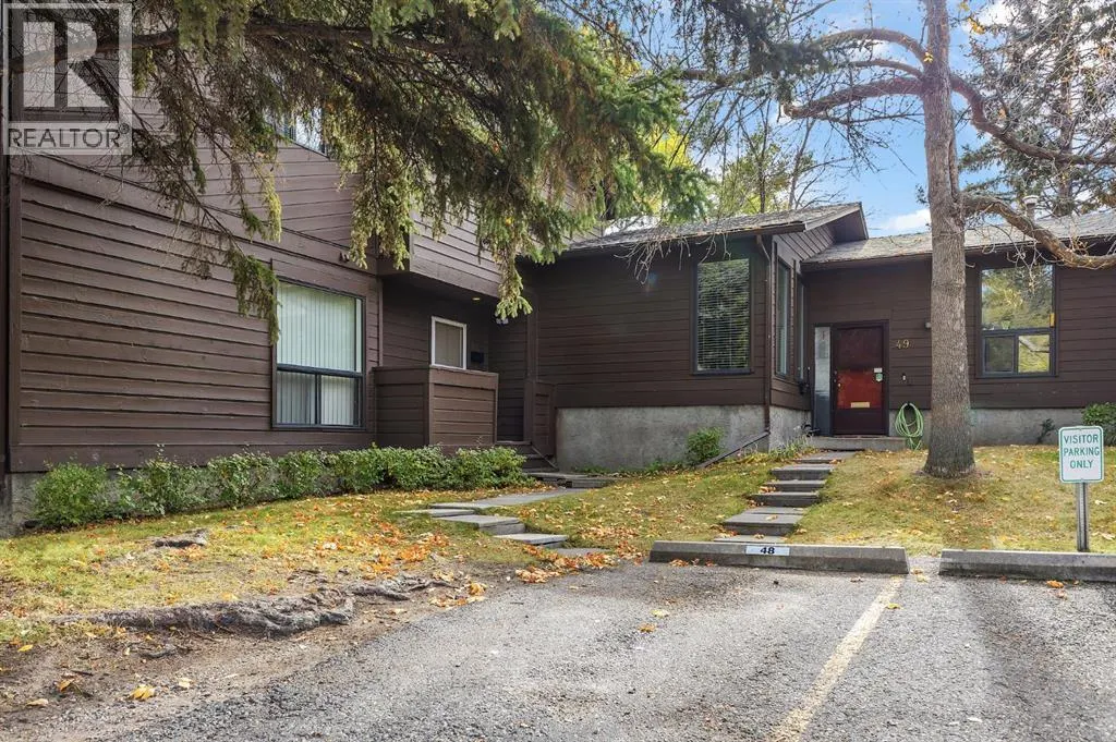 48, 336 Rundlehill Drive NE