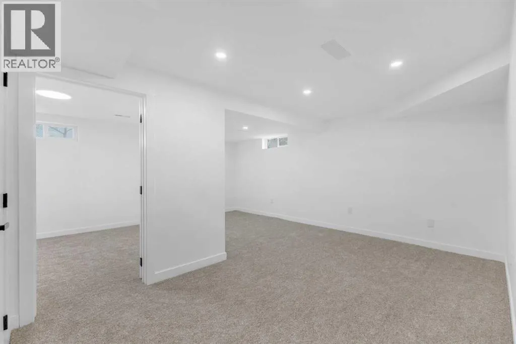 48, 336 Rundlehill Drive NE