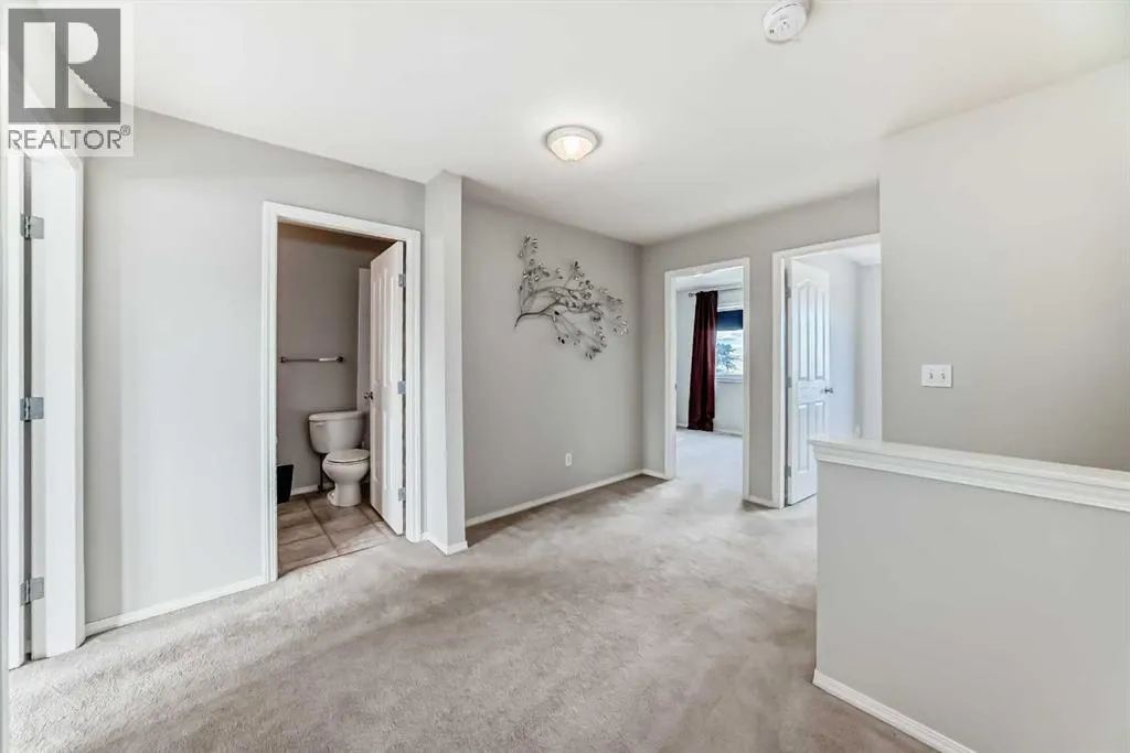 702, 720 Willowbrook Road NW