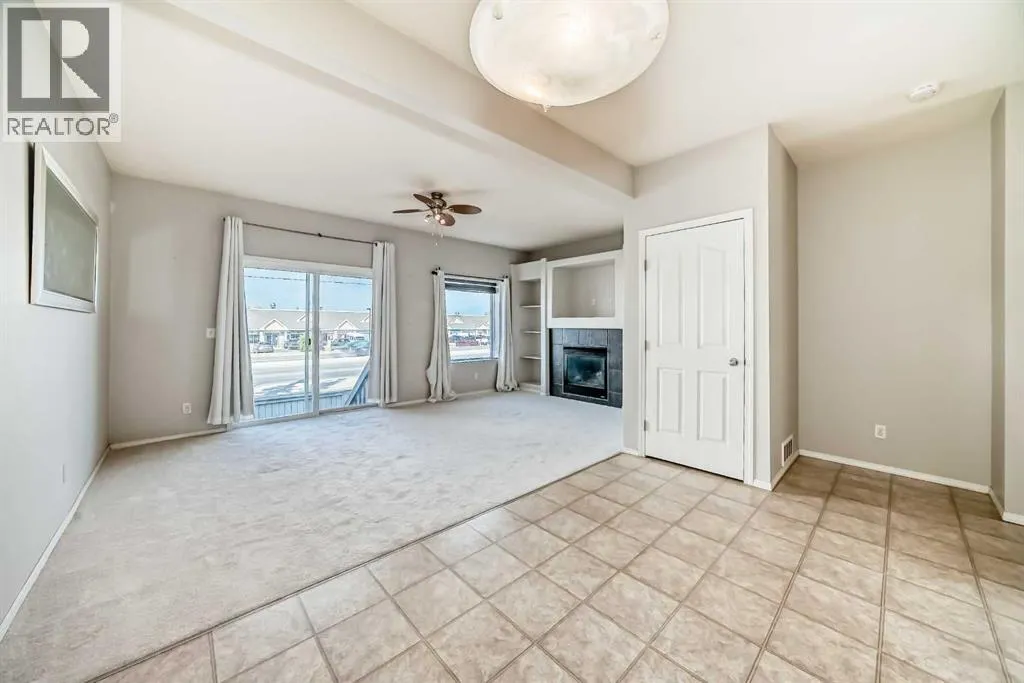 702, 720 Willowbrook Road NW