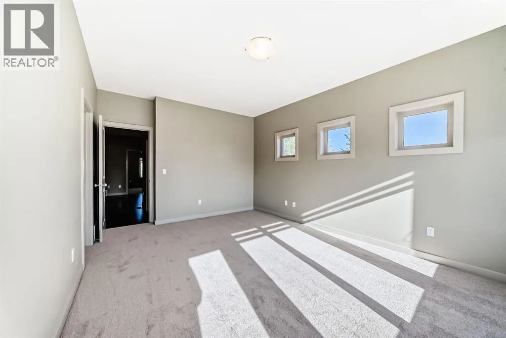 12 Cougar Ridge Landing SW
