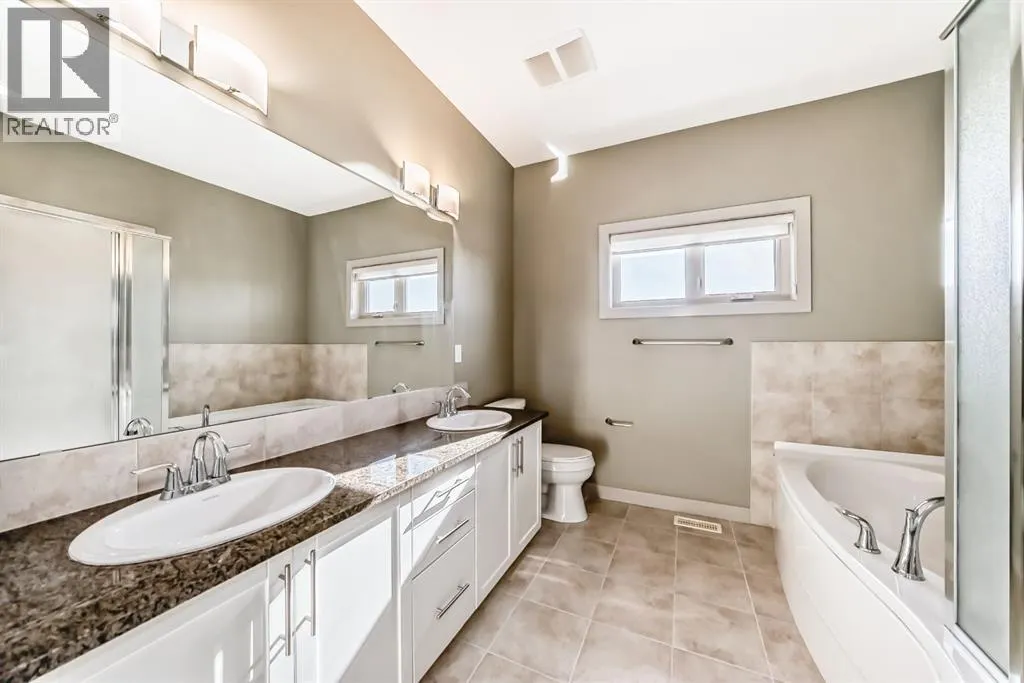 12 Cougar Ridge Landing SW