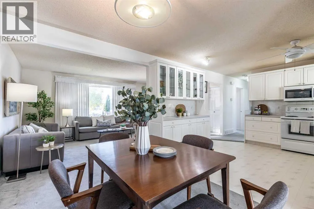 14 Rossdale Way SE