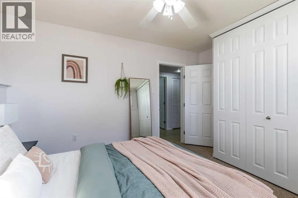 14 Rossdale Way SE