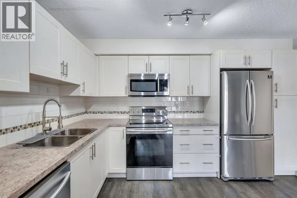1211, 755 Copperpond Boulevard SE