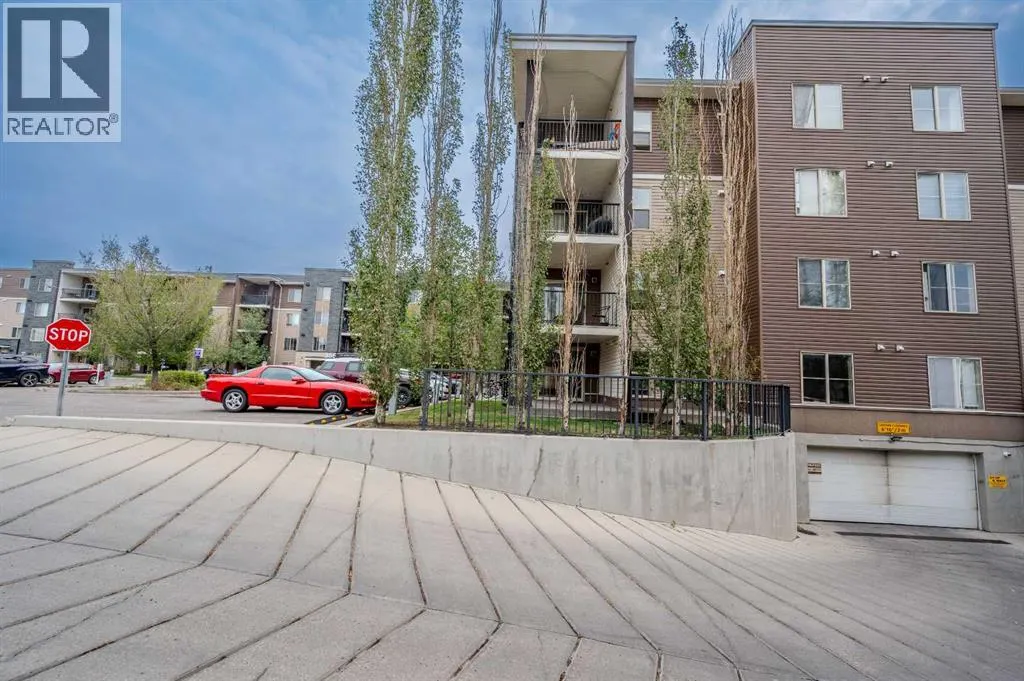 309, 355 TARALAKE Way NE